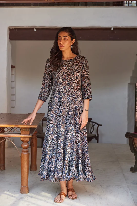 Handblocked Ajrak Print Signature Panelled Maxi Dress Comfortable Plunging Neckline Maxi Dress